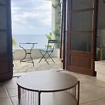Amazing Seaside In The Location アパート